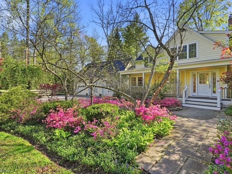 50 Park Lane, Chagrin Falls, OH 44022 Photo 2