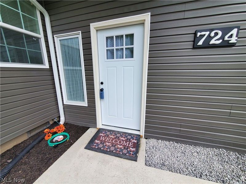 724 Briggs Road, Leavittsburg, OH 44430 Photo 8