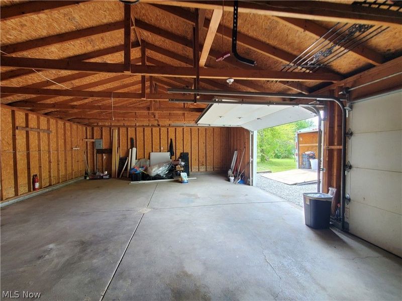 724 Briggs Road, Leavittsburg, OH 44430 Photo 9