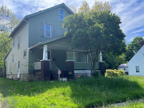 304 Lowell Avenue NE, Warren, OH 44483