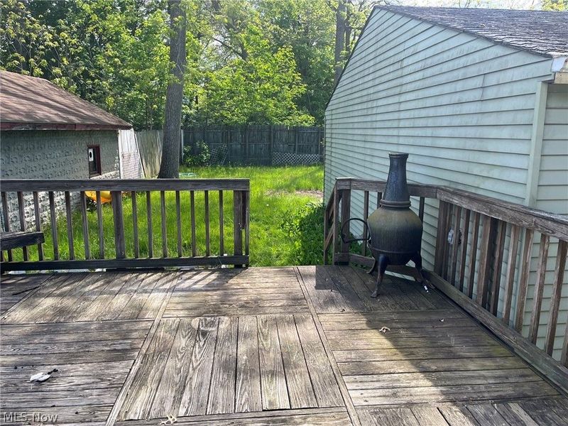 304 Lowell Avenue NE, Warren, OH 44483 Photo 3