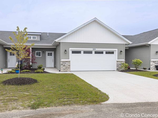 6623 Shoreside Court SE, Grand Rapids, MI 49548