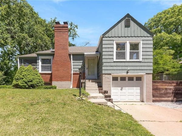 614 NE Woodlawn Street, Kansas City, MO 64116