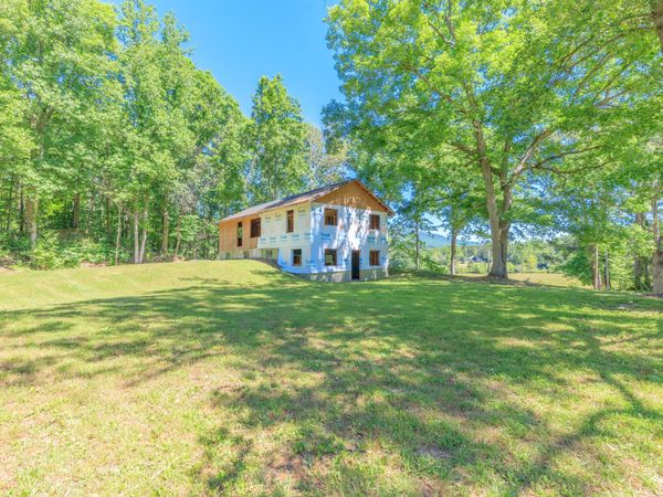 1004 Crow Gap Road, Chickamauga, GA 30707