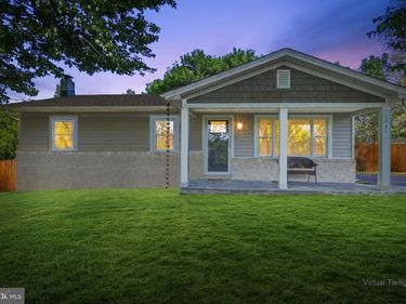 1642 S OX ROAD , EDINBURG, VA 22824