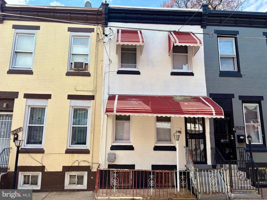 2520 N Sartain Street, Philadelphia, PA 19133 Main Photo