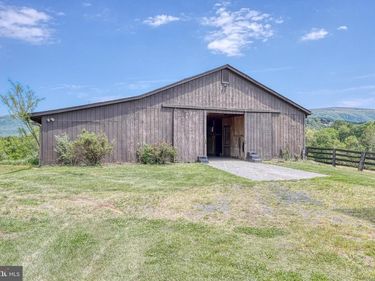 4119 BENTONVILLE ROAD, BENTONVILLE, VA 22610