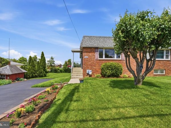 1430 COLWELL LANE , CONSHOHOCKEN, PA 19428