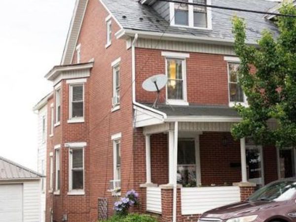 511 W BROADWAY , RED LION, PA 17356