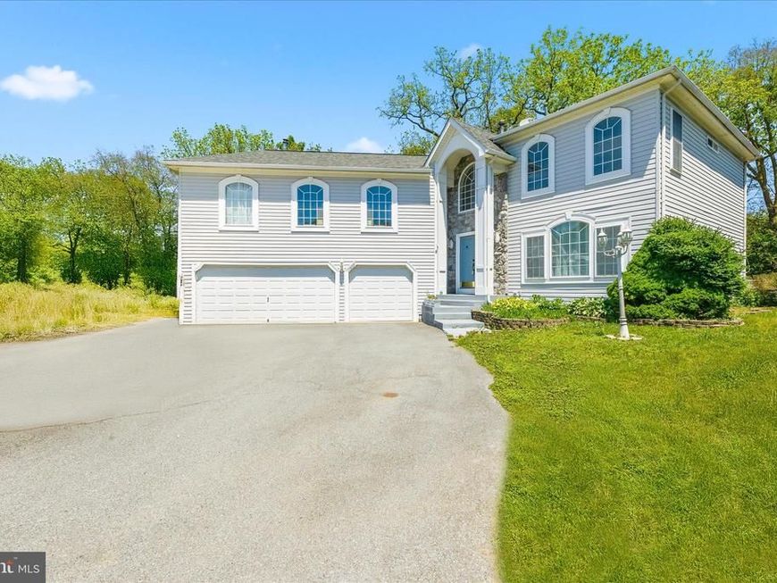 11507 Rolling Green Court, Hagerstown, MD 21742 Main Photo