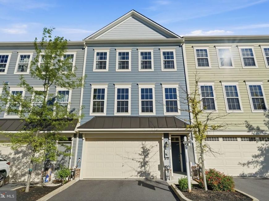 121 Travilah Crest Terrace, Rockville, MD 20850 Main Photo