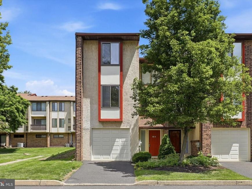 13-1 Aspen Way, Doylestown, PA 18901 Main Photo