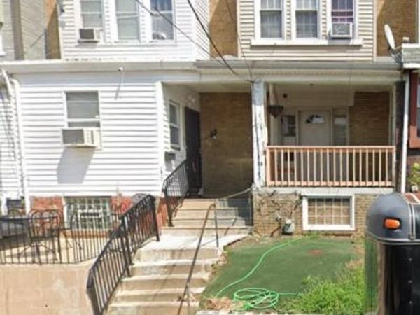 31 N 3RD STREET, DARBY, PA 19023