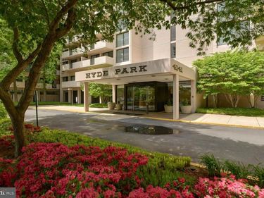 4141 N HENDERSON ROAD , Unit 217, ARLINGTON, VA 22203