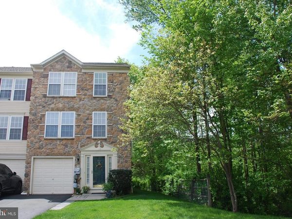 721 WATERWAY COURT , QUAKERTOWN, PA 18951