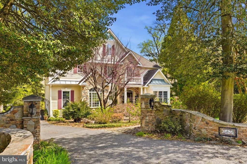 982 STONINGTON DRIVE, ARNOLD, MD 21012