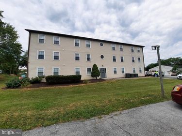 1416 N SHENANDOAH AVENUE , Unit 8, FRONT ROYAL, VA 22630