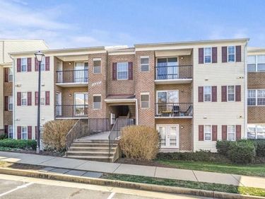 14807 RYDELL ROAD, Unit 204, CENTREVILLE, VA 20121