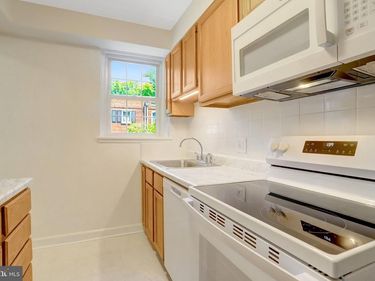4837 27TH ROAD S, ARLINGTON, VA 22206