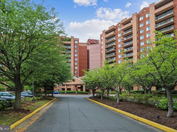 2230 GEORGE C MARSHALL DRIVE , Unit 1017, FALLS CHURCH, VA 22043