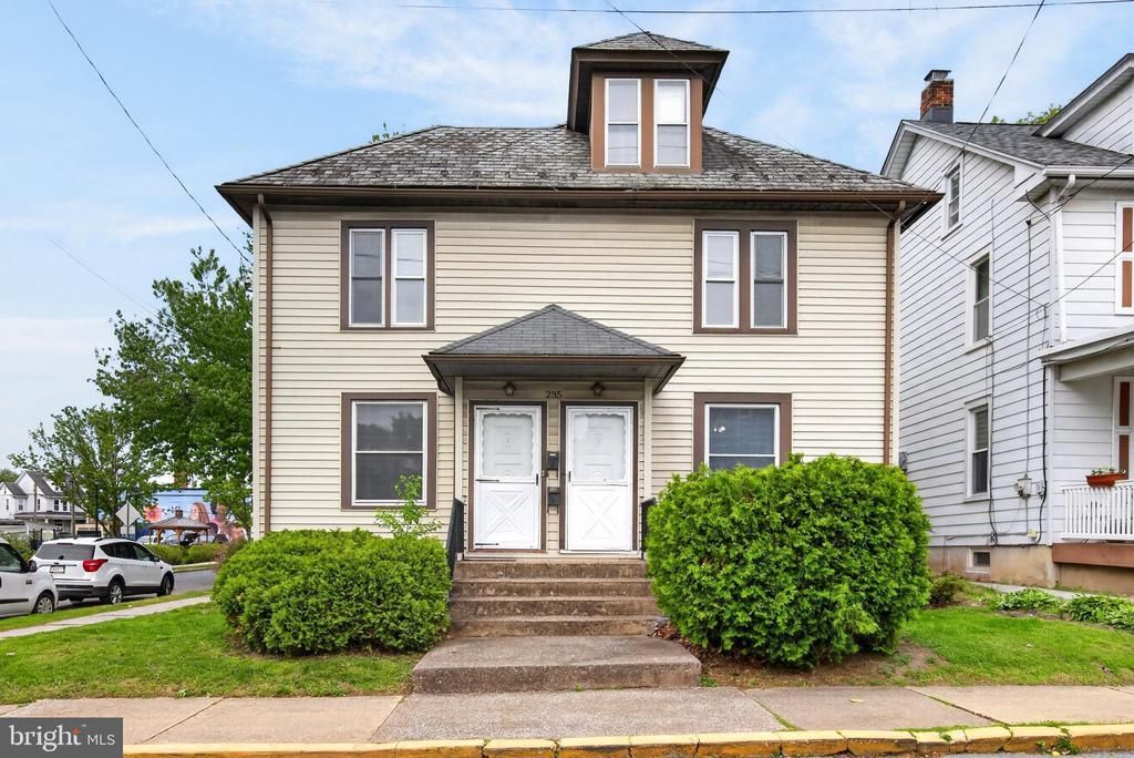 235 S 29TH STREET , HARRISBURG, PA 17103