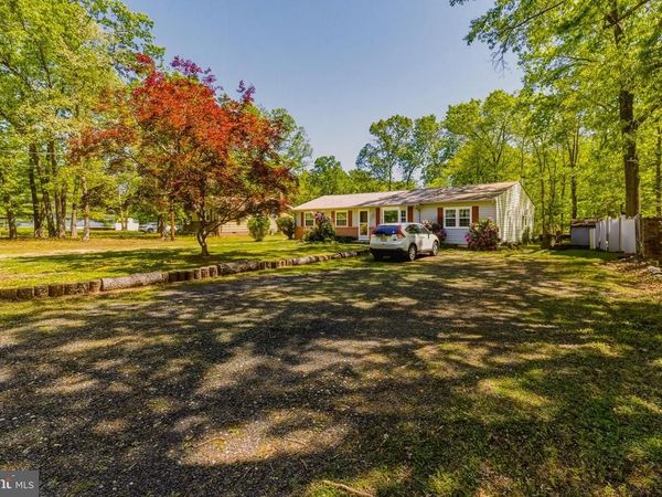 1621 SUNSET AVENUE, WILLIAMSTOWN, NJ 08094