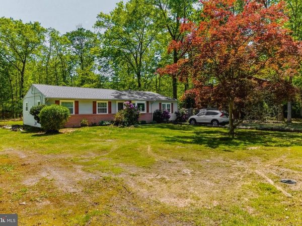 1621 SUNSET AVENUE, WILLIAMSTOWN, NJ 08094
