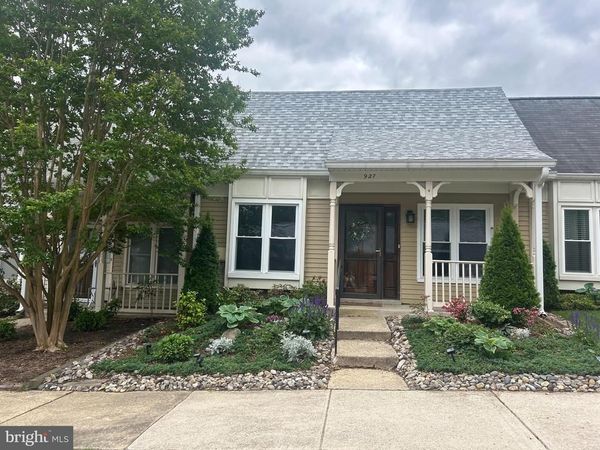 927 RIVERSEDGE CIRCLE , ANNAPOLIS, MD 21401