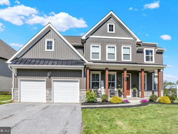 58 SILVER CIRCLE , MECHANICSBURG, PA 17050