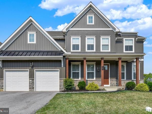 58 SILVER CIRCLE, MECHANICSBURG, PA 17050