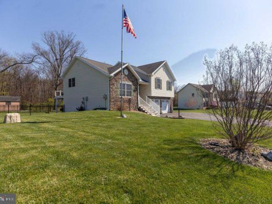 1753 Raven Drive, Chambersburg, PA 17202 Main Photo