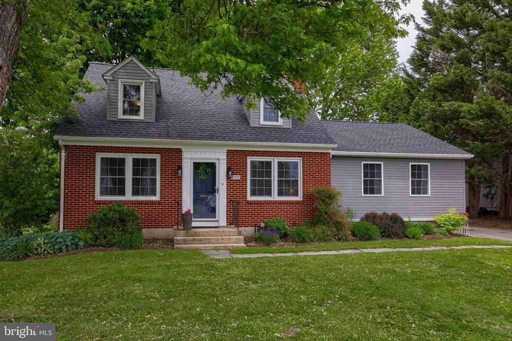 2033 MANOR RIDGE DRIVE , LANCASTER, PA 17603