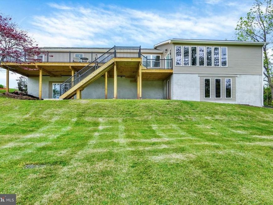 879 Graffius Road, York, PA 17404 Main Photo
