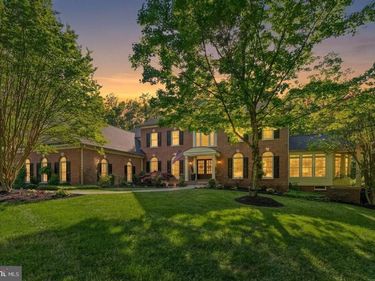 10082 ROSELAND RIDGE ROAD, FAIRFAX STATION, VA 22039