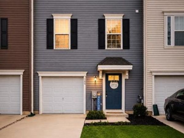 104 COMMERCE CENTER DRIVE , SICKLERVILLE, NJ 08081