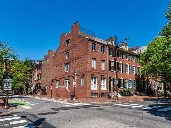 303 SPRUCE STREET, PHILADELPHIA, PA 19106