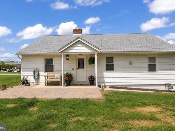 6 S GRANT ROAD, THOMASVILLE, PA 17364
