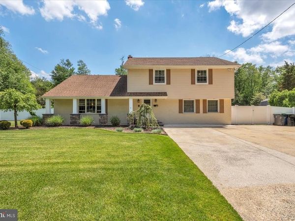 75 GARDENS AVENUE, BERLIN, NJ 08009