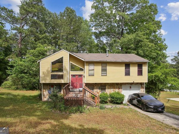 6930 Smoke Ridge Drive, Fairburn, GA 30213