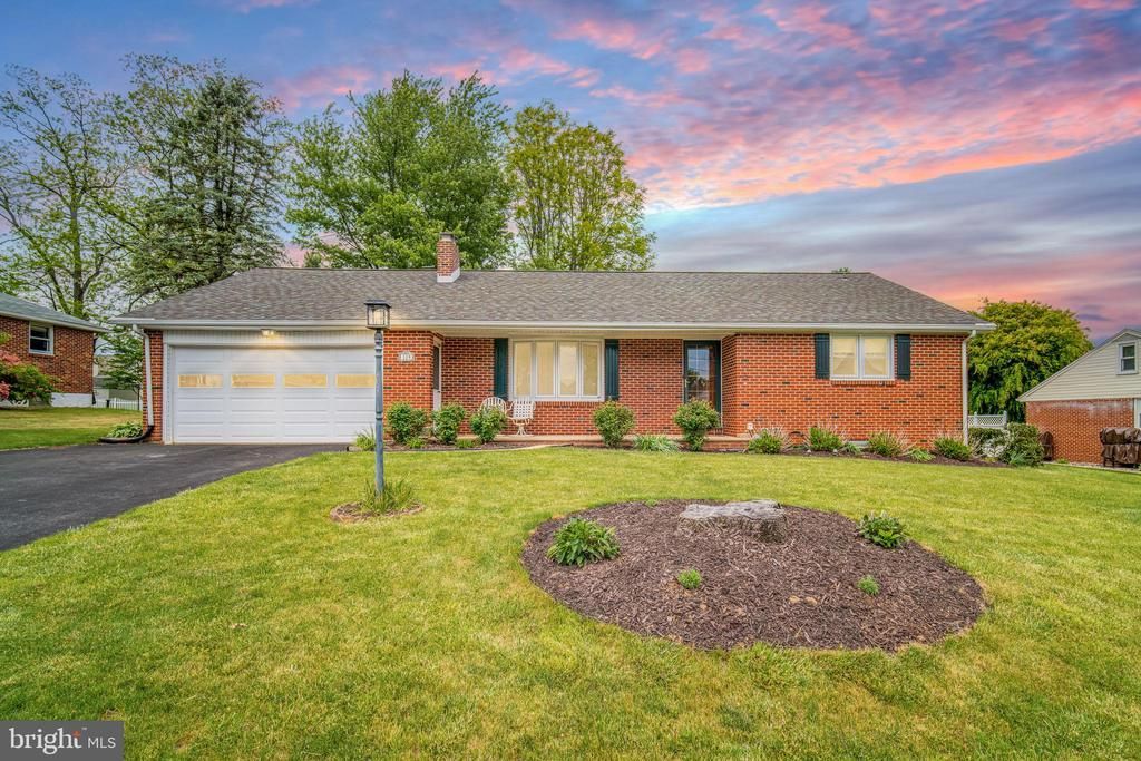 119 E CLEARVIEW DRIVE, SHREWSBURY, PA 17361