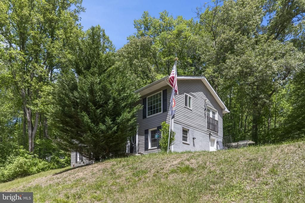 8505 WARREN DRIVE, POMFRET, MD 20675