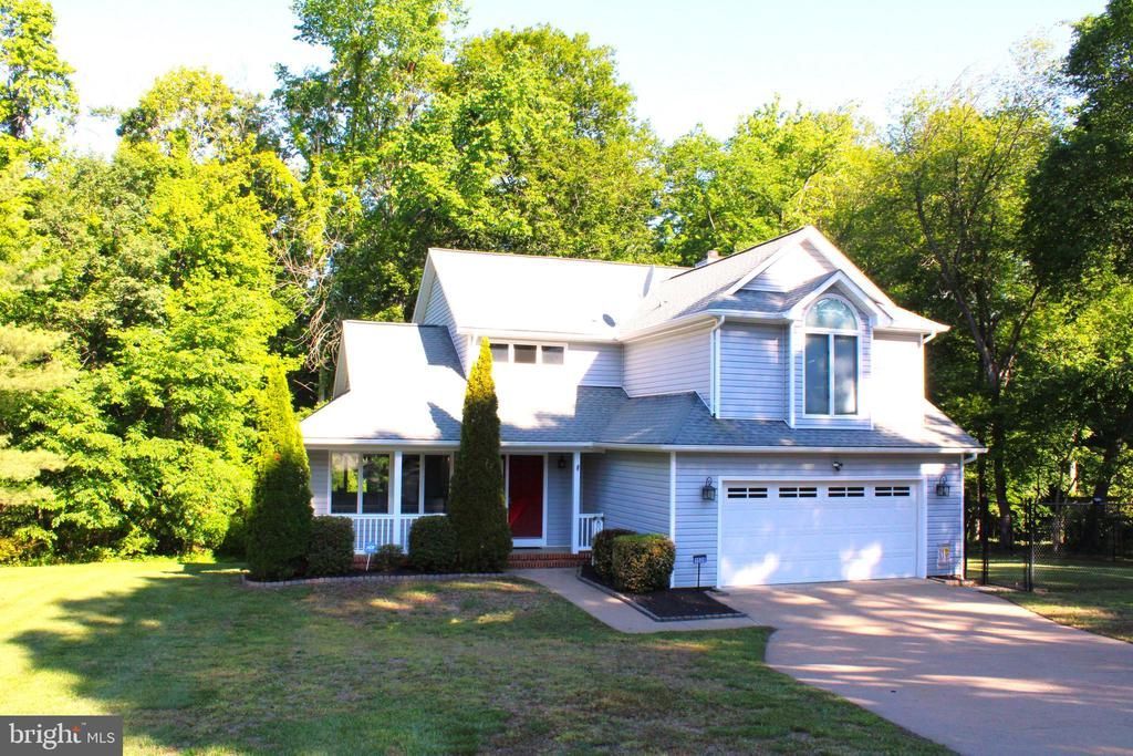 1520 Clover Drive , Fredericksburg, VA 22407 Main Photo