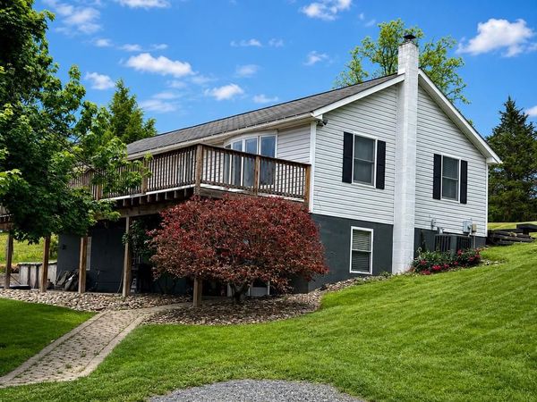 365 SHADOWHAWK LANE, KEARNEYSVILLE, WV 25430