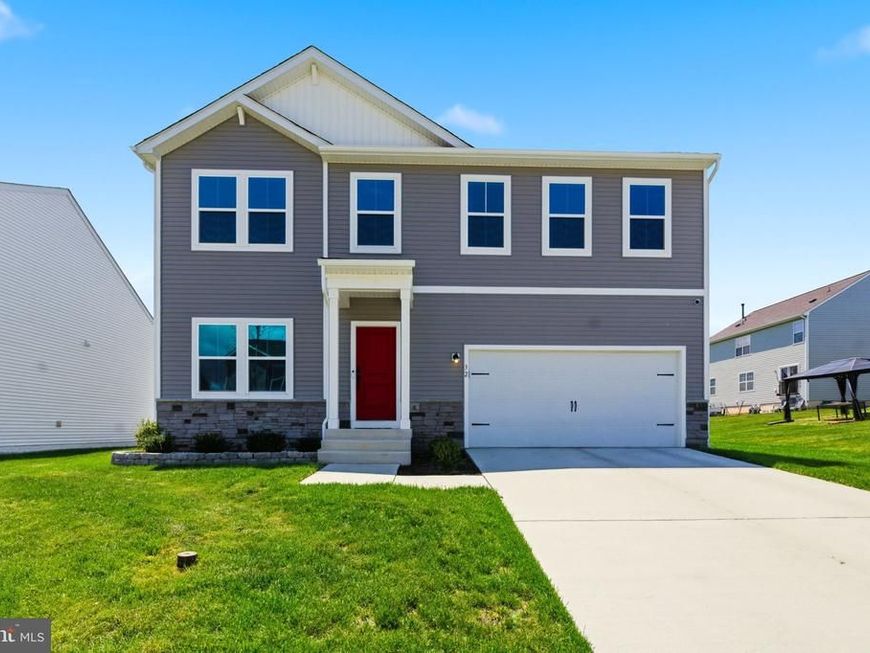 32 Salute Circle , Martinsburg, WV 25405 Main Photo