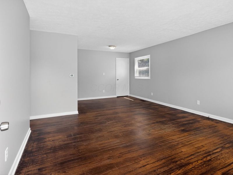 1668 E 26th Avenue , Columbus, OH 43219 Photo 10