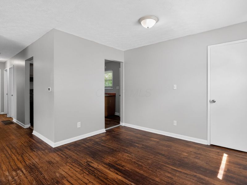 1668 E 26th Avenue , Columbus, OH 43219 Photo 23