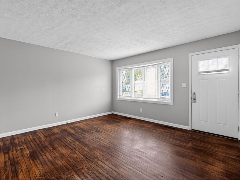1668 E 26th Avenue , Columbus, OH 43219 Photo 8