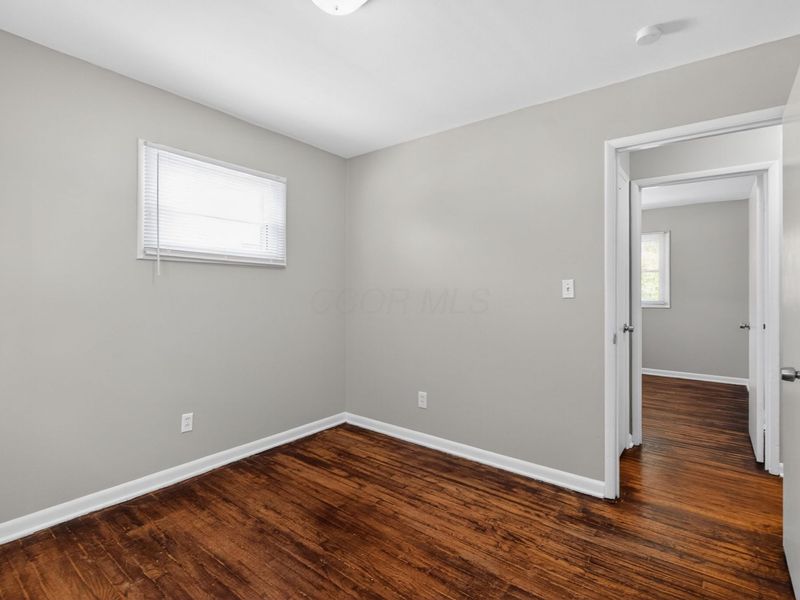 1668 E 26th Avenue , Columbus, OH 43219 Photo 9
