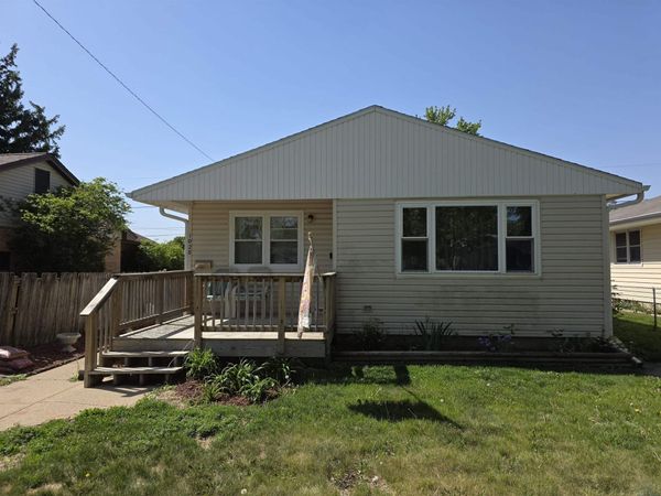 1028 La Plante Ave., Sioux City, IA 51109