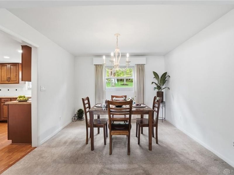320 S Village Drive, Washington Township, OH 45459 Photo 15